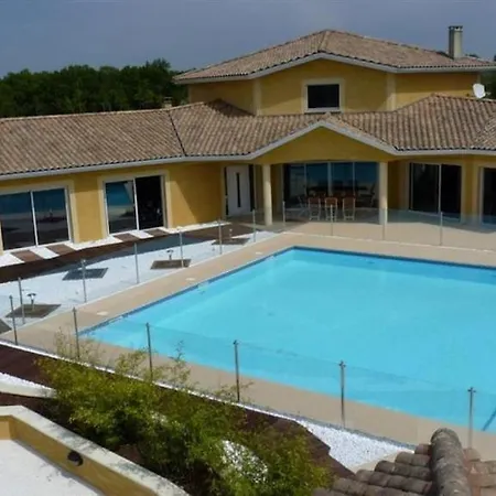 Villa Maoni