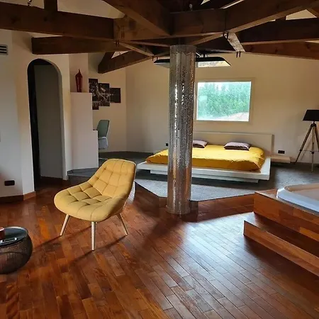 Villa Maoni *